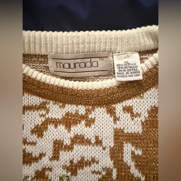 Maurada Women’s Size XL Vintage Gold and Cream Holiday Sweater - Picture 3 of 4